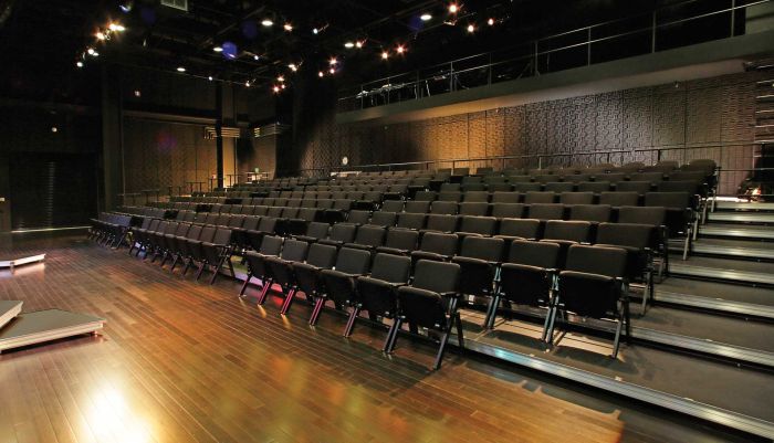 Portable theater seats outlet